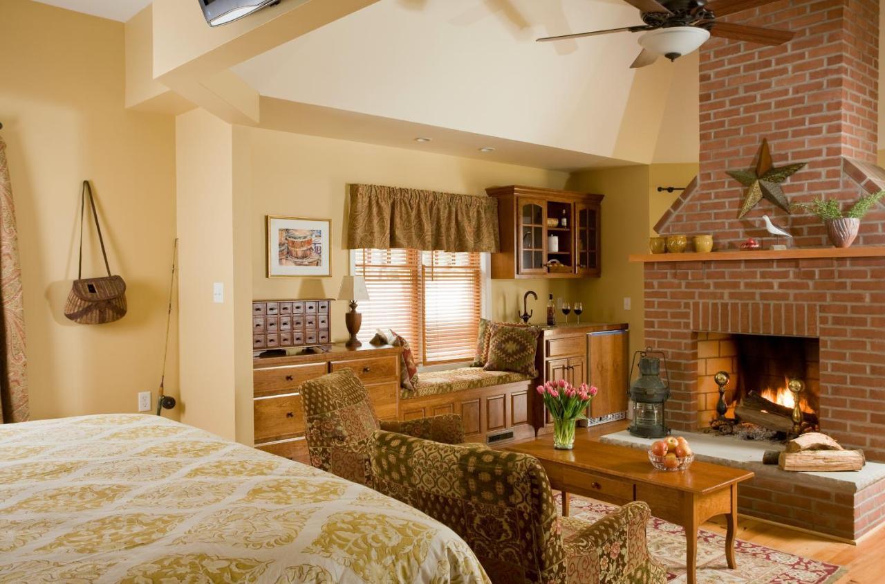 Brampton 1860 Bed and Breakfast Chestertown Buitenkant foto