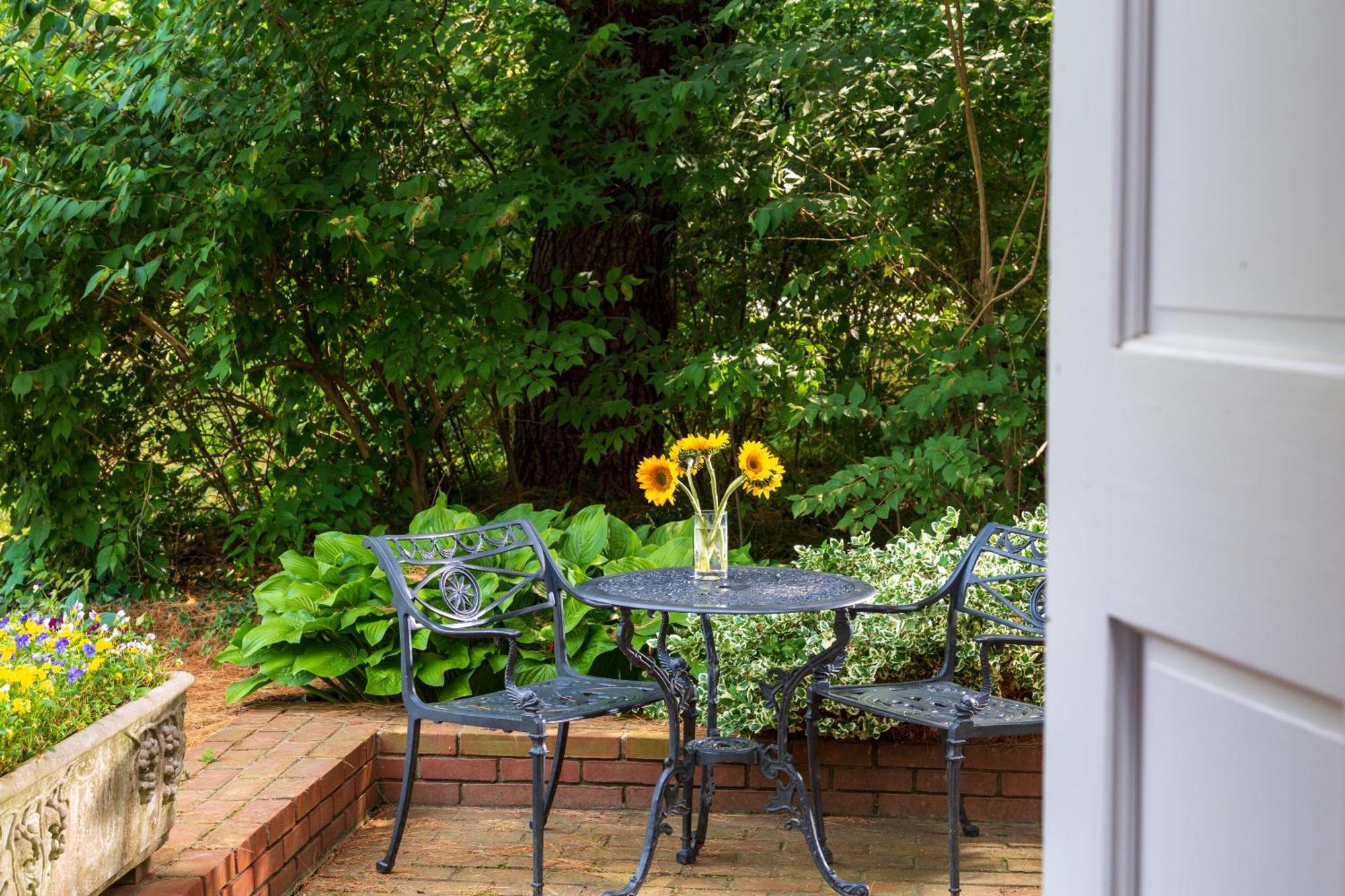 Brampton 1860 Bed and Breakfast Chestertown Buitenkant foto